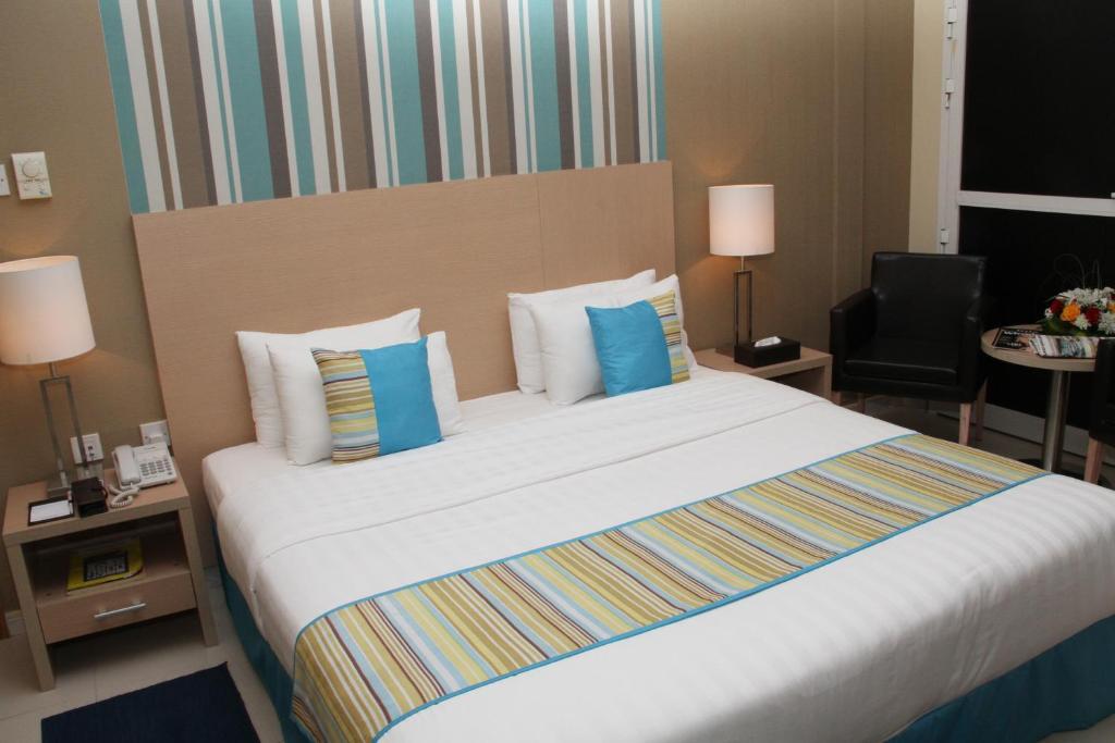 Royal Hotel Apartment Kalba Eksteriør billede