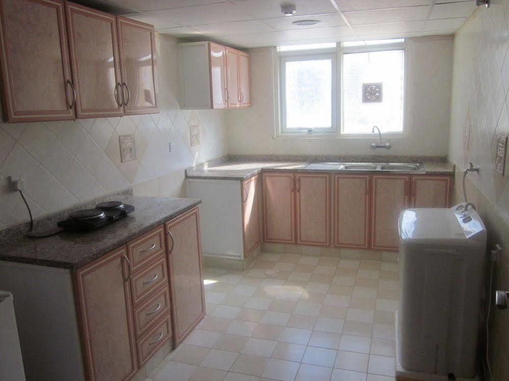 Royal Hotel Apartment Kalba Eksteriør billede